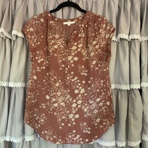 Fun2Fun (Stitch Fix) poly floral shirt